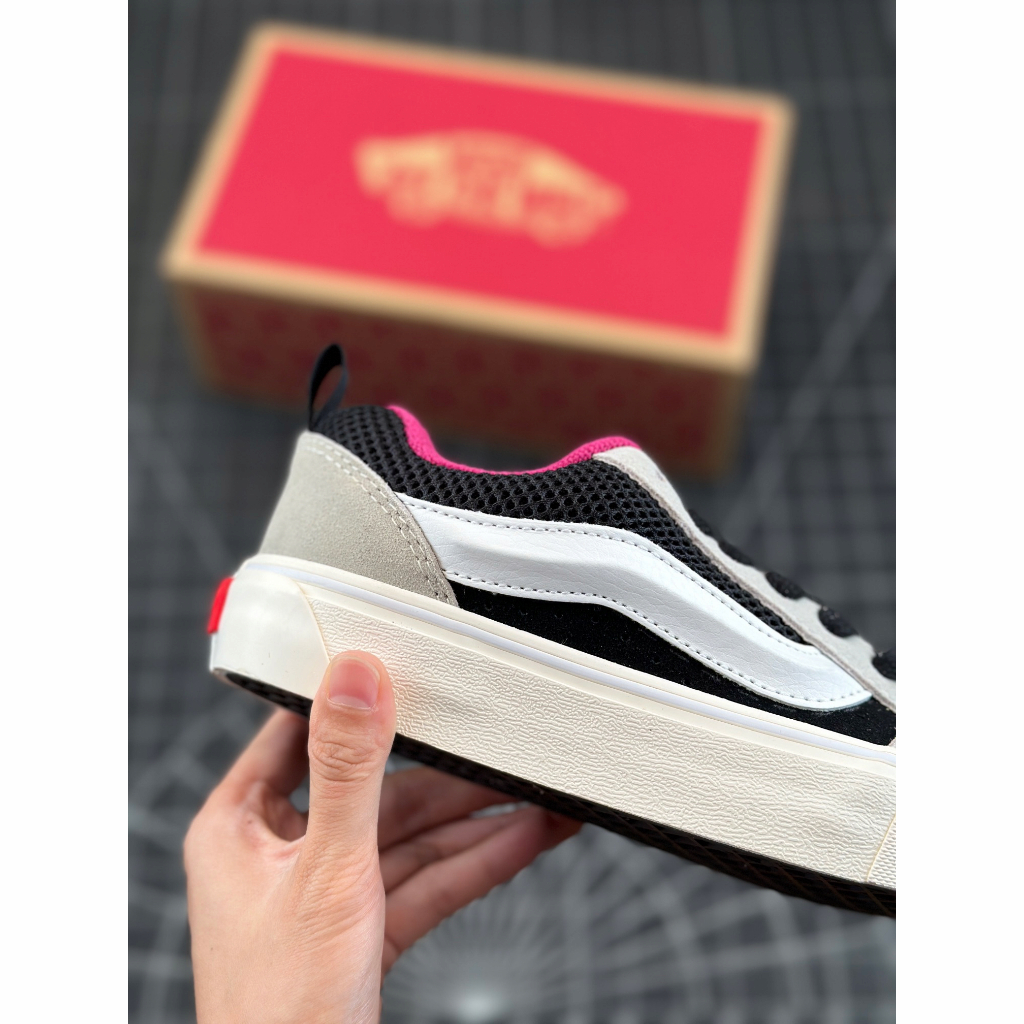 Giày sneaker Vans Vault Knu-Skool VR3 LX Phong Cách retro