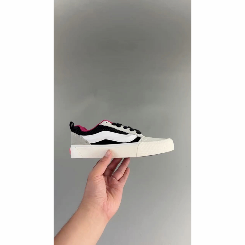 Giày sneaker Vans Vault Knu-Skool VR3 LX Phong Cách retro