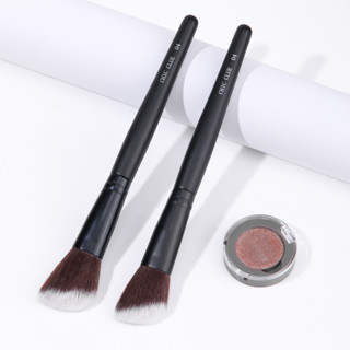 DAIKOU CHIC CLUE Cọ trang điểm má hồng cán gỗ đen sang trọng