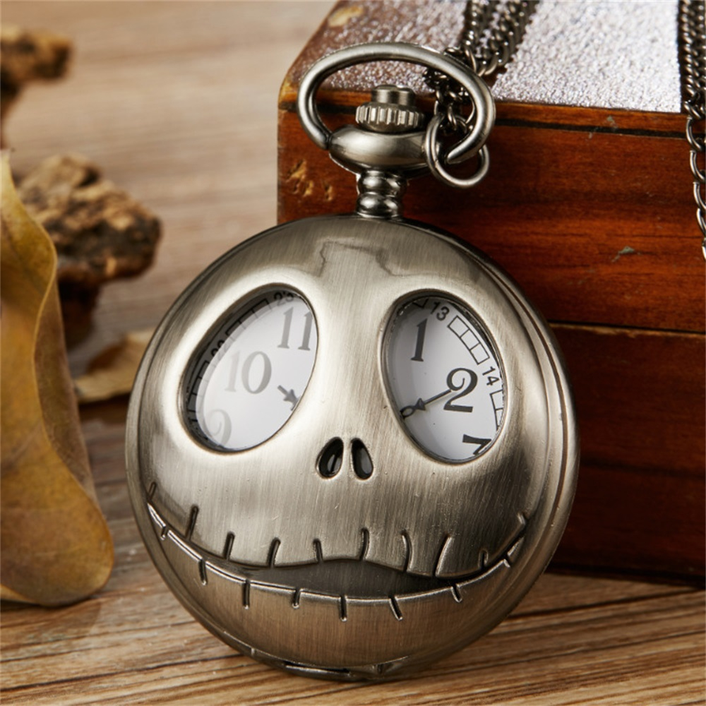 Đồng Hồ Treo Tường Hình Đầu Lâu Mắt zombie Trang Trí halloween