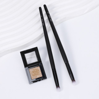 Cọ trang điểm phấn mắt sợi bông mịn màng tay cầm