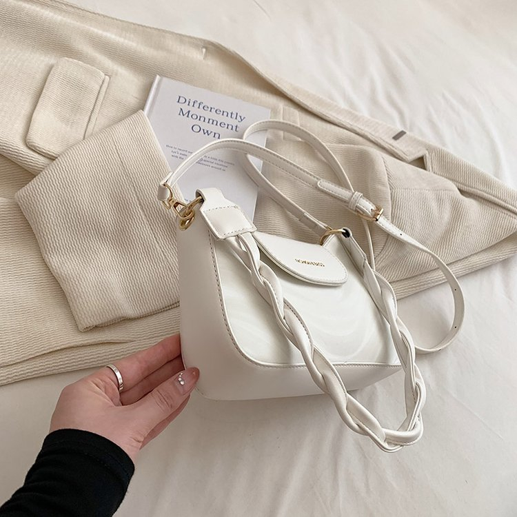 Túi Đeo Chéo Thiết Kế Thời Trang Hàn Quốc Dành Cho Nữ IELGY