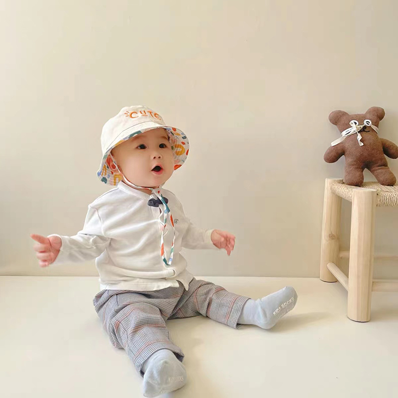Mũ Tai Bèo Cotton Hai Mặt In Chữ Dễ Thương Cho Bé 0-10 Tuổi