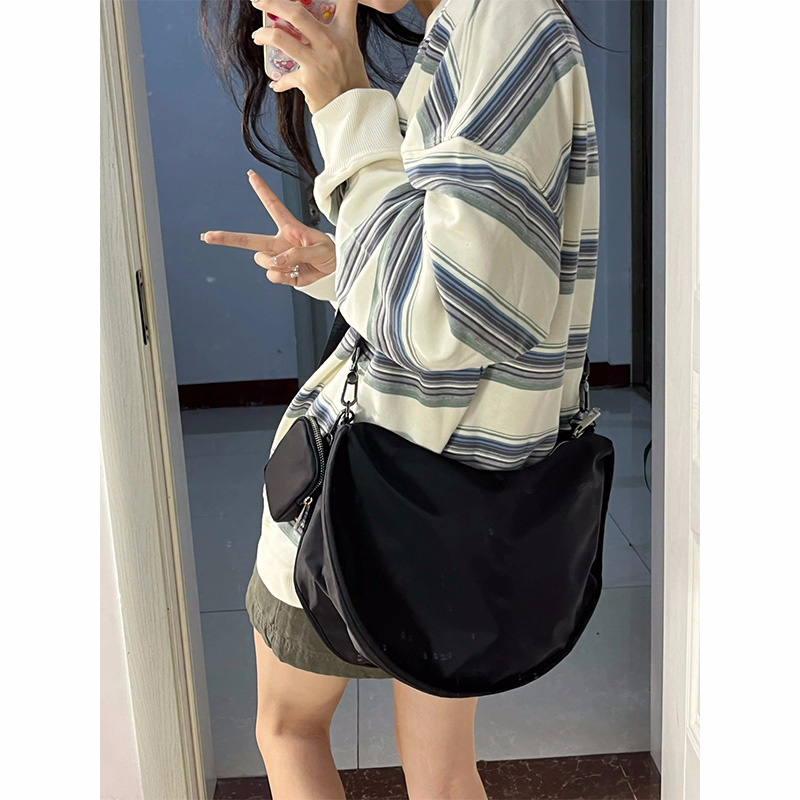 Áo sweater YEYA tay dài dáng rộng in họa tiết kẻ sọc phong cách Hàn Quốc thời trang cho nữ