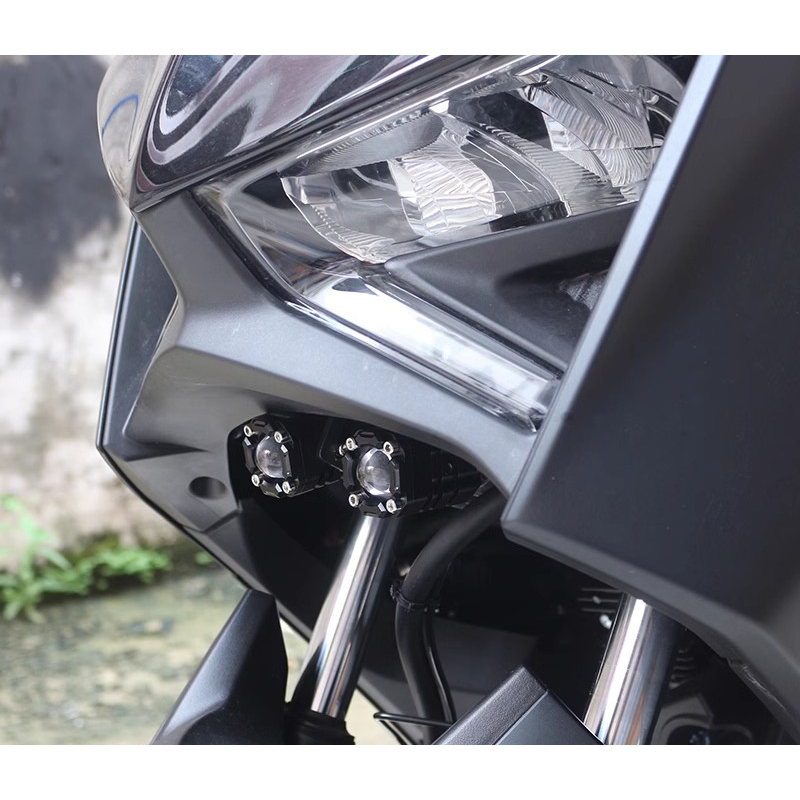 Giá Đỡ Đèn Pha 2023 Phù Hợp Cho Xe YAMAHA XMAX250 XMAX300