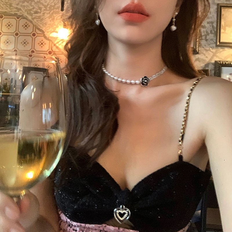 Dây Chuyền Ngọc Trai Hình Hoa Trà Sang Trọng Cho Nữ