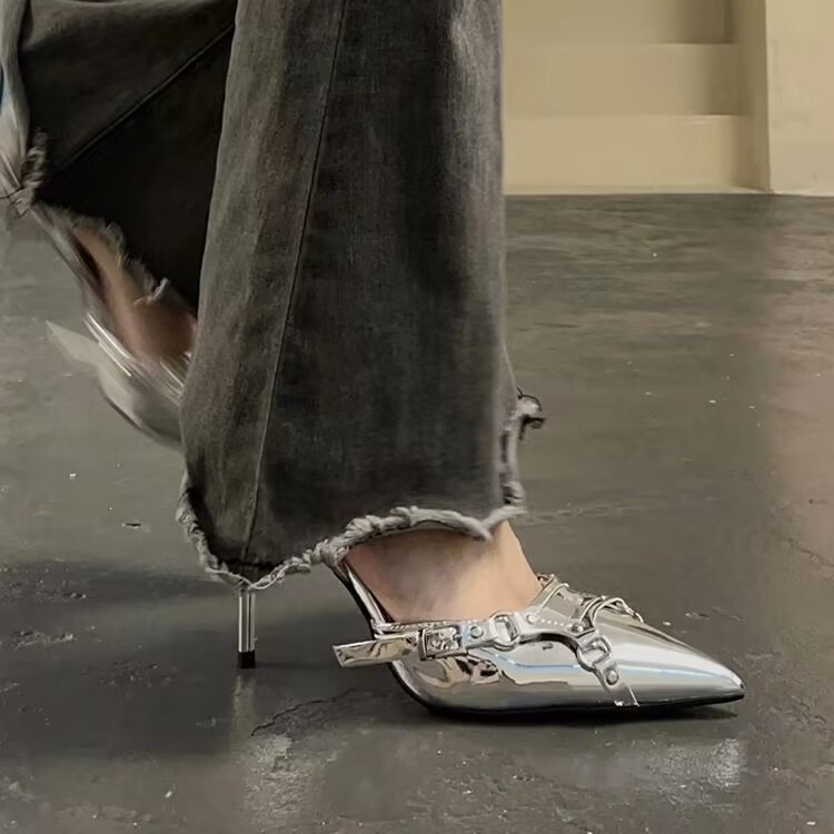 YAOLI  Giày Cao Gót Mũi Nhọn Đính Đinh Tán Phong Cách Âu Mỹ