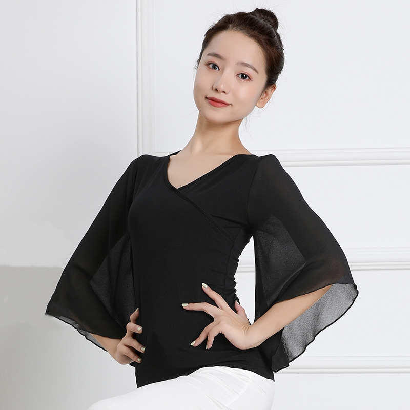 Modal top voan flare tay áo biểu diễn khiêu vũ