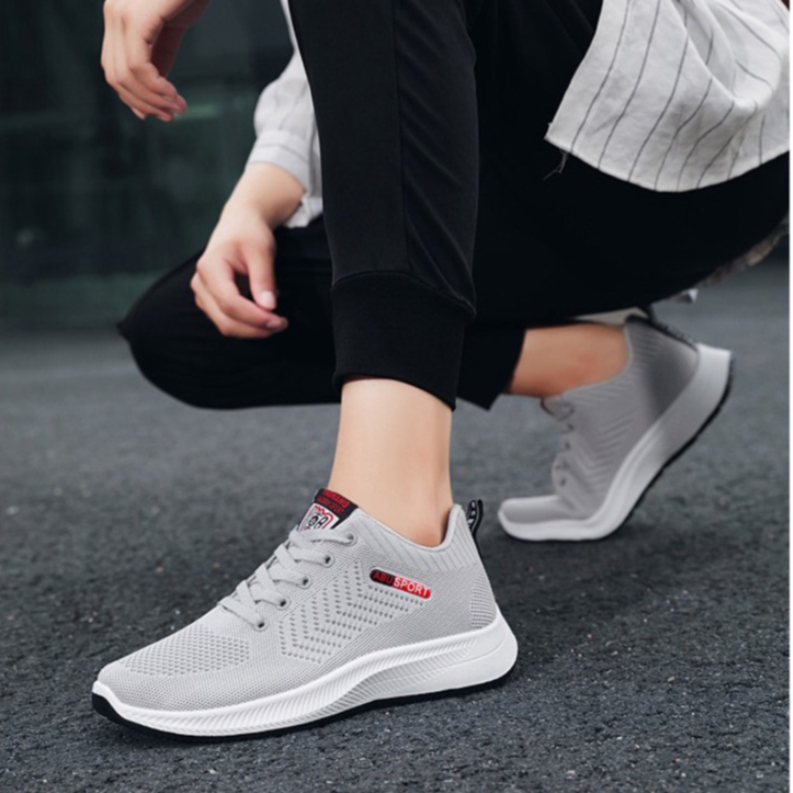 Giày Thể Thao Dệt Kim Thoáng Khí Thoải Mái Chống Mòn Thời Trang Mùa Thu Cho Nam