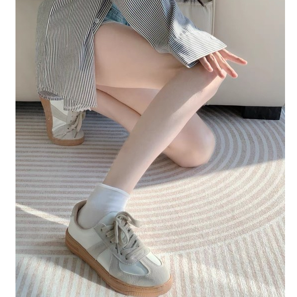 Giày Thể Thao Thiết Kế Mới Kiểu Dáng Đơn Giản Thời Trang Dành Cho Nữ