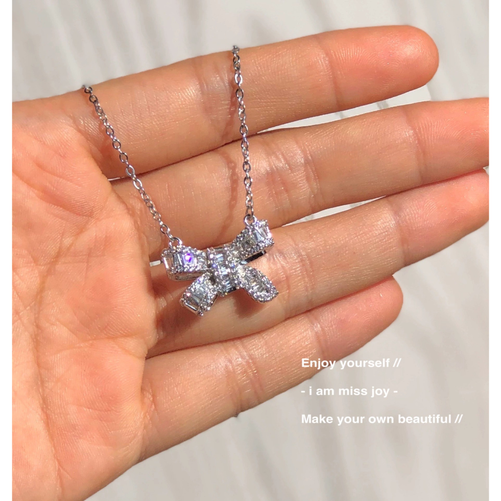 Dây Chuyền Mặt Nơ Đính Đá Lấp Lánh Sang Trọng