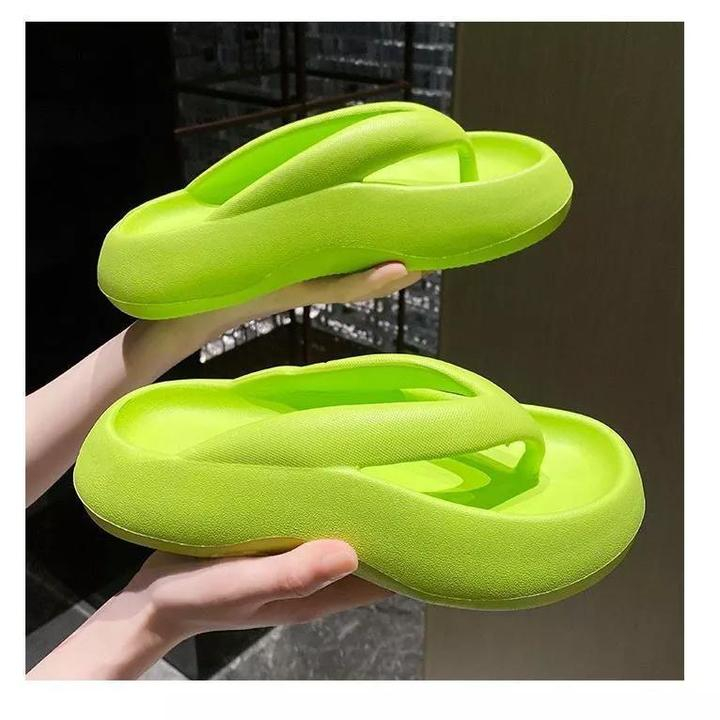Thick-soled flip-flops , màu neon cá nhân, thời trang và thoải mái, mềm mại và không trượt, dép nữ hàn quốc