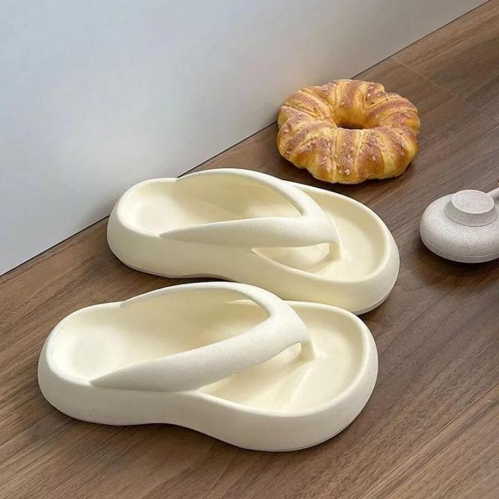 Thick-soled flip-flops , màu neon cá nhân, thời trang và thoải mái, mềm mại và không trượt, dép nữ hàn quốc