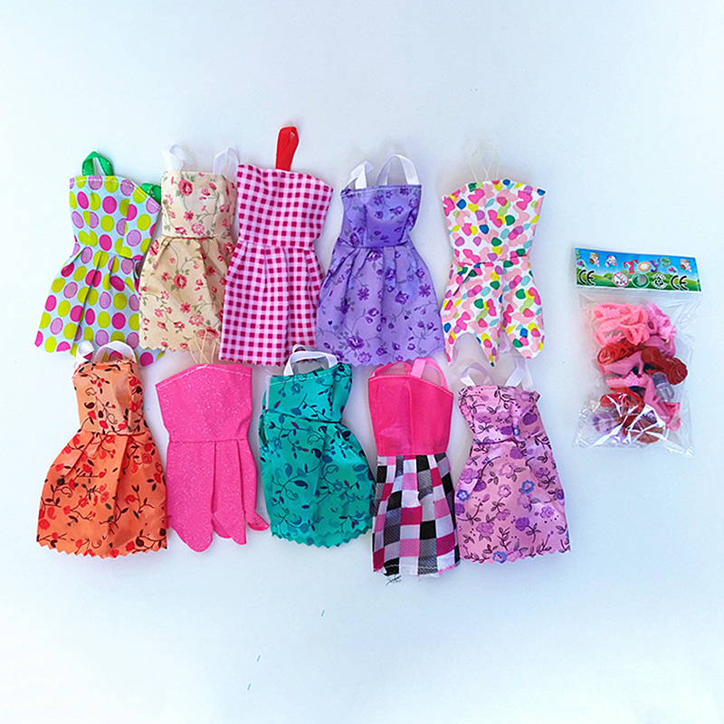 35 cái quần áo barbie 12 cái váy + 12 đôi giày cao gót + 5 5 vương miện + 6 dây chuyền