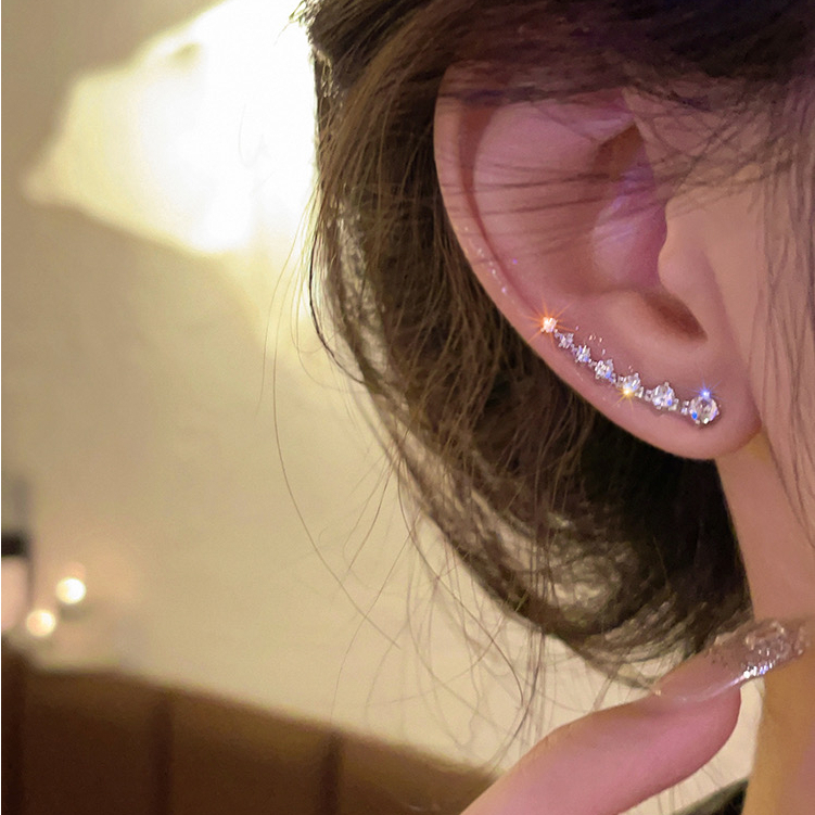 Khuyên Tai Cong Đính Kim Cương Lấp Lánh Phong Cách Mới Bán Chạy Hợp Thời Trang Cao Cấp Dành Cho Bạn Nữ