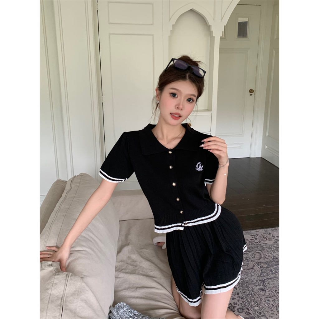 Bộ áo/ chân váy KUMIKUMI dệt kim xếp ly tinh tế thời trang cho nữ