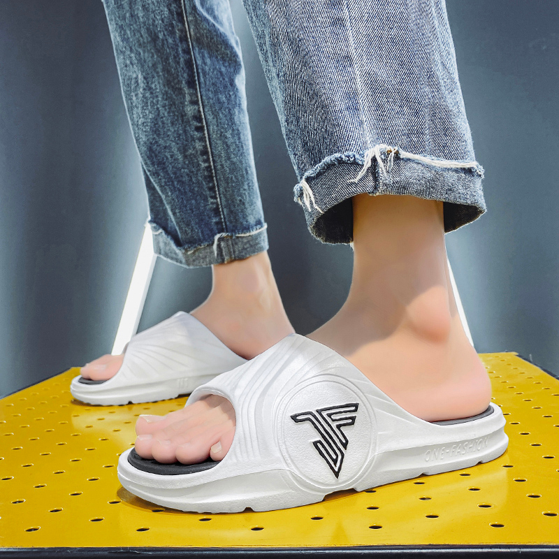 Dép Quai Ngang Đế Dày Mềm Mại Chống Trượt Chống Mòn Thời Trang Mùa Hè Cho Nam