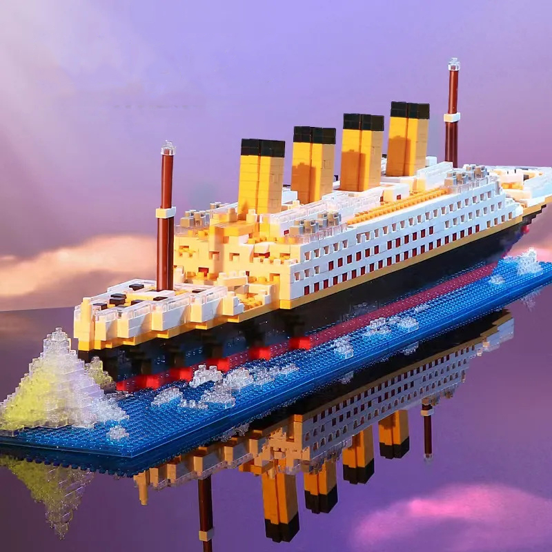 Mô Hình Tàu Titanic Lắp Ráp Đẹp Mắt