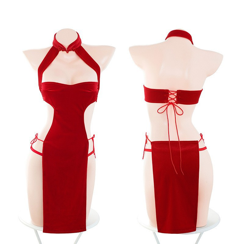 Sườn Xám Nhung Đỏ Xẻ Tà Cao Gợi Cảm Dành Cho Nữ