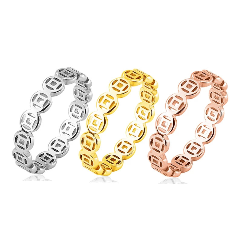 Nhẫn Thép Titan Mạ Vàng 18K Đính Đồng Xu May Mắn Phong Cách Trung Hoa