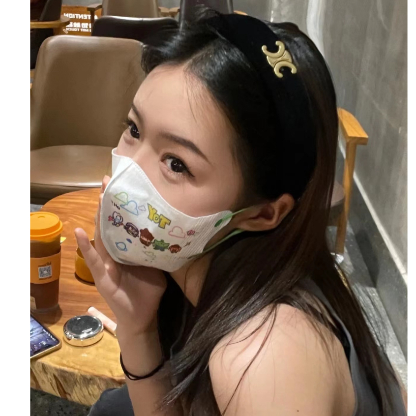 Băng đô nữ bằng đồng nhung với kết thúc thương hiệu vàng