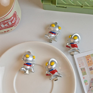 ✨✨Kẹp Tóc Hình Ultraman Dễ Thương Cho Nữ