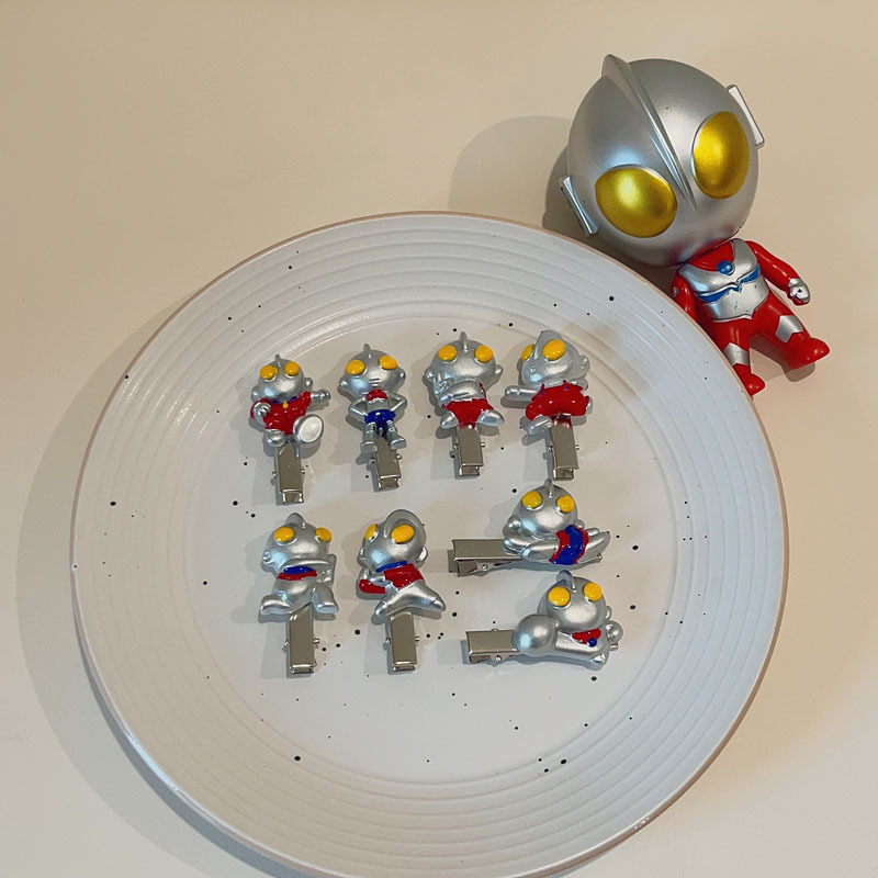 ✨✨Kẹp Tóc Hình Ultraman Dễ Thương Cho Nữ