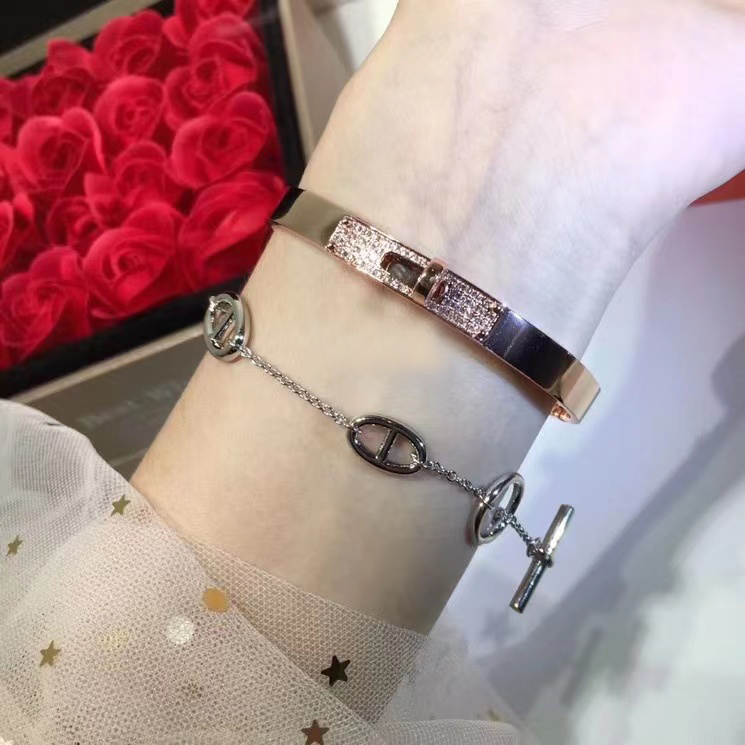 Vòng tay kim cương nửa hermes kelly