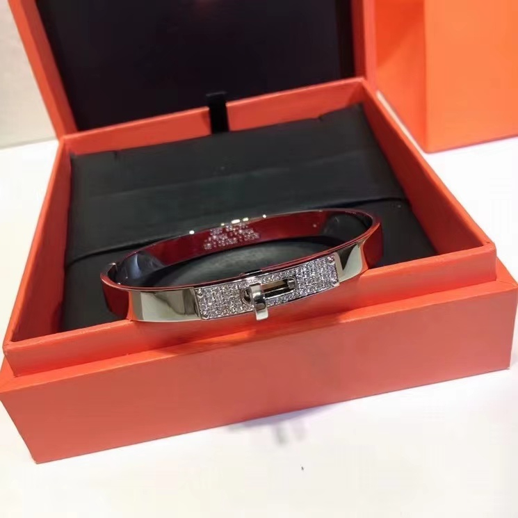 Vòng tay kim cương nửa hermes kelly