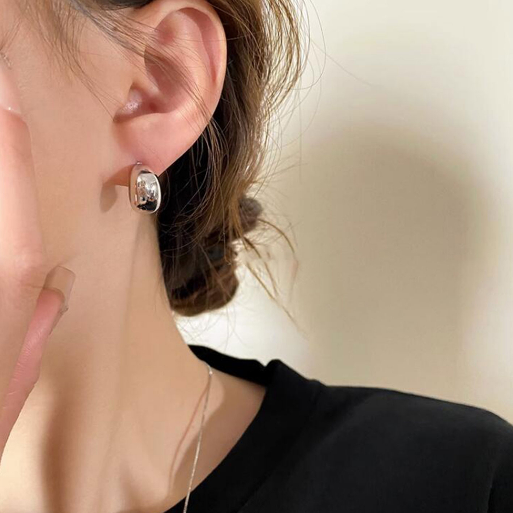 Khuyên Tai Cong Hình Bán Nguyệt / Mặt Trăng Chữ C Bằng Kim Loại Đơn Giản Phong Cách Hàn Quốc Thời Trang Cho Nữ