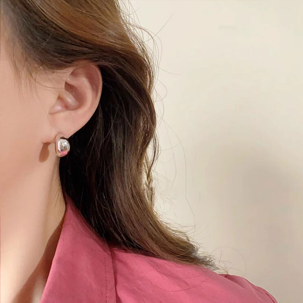 Khuyên Tai Cong Hình Bán Nguyệt / Mặt Trăng Chữ C Bằng Kim Loại Đơn Giản Phong Cách Hàn Quốc Thời Trang Cho Nữ