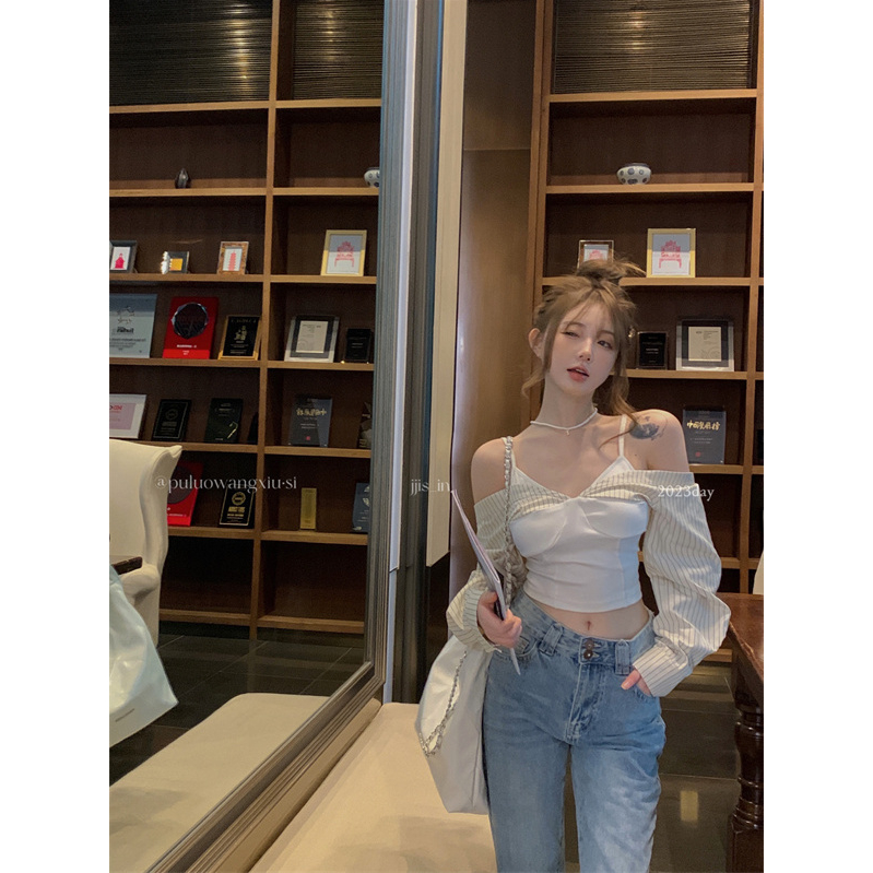 「SSUNIA」Áo sơ mi cổ v- sọc gợi cảm cho phụ nữ áo trễ vai ngắn dài tay màu be cắt trên