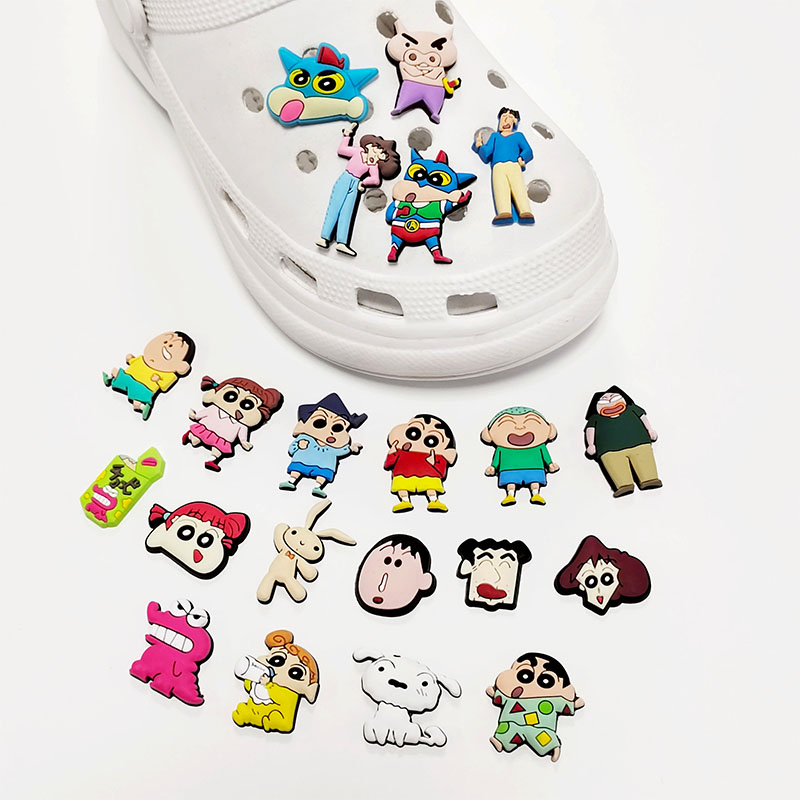 Hot bán 1 cái bùa giày jibbitz crocs pin crayon shin-chan yoda khóa giày dễ thương