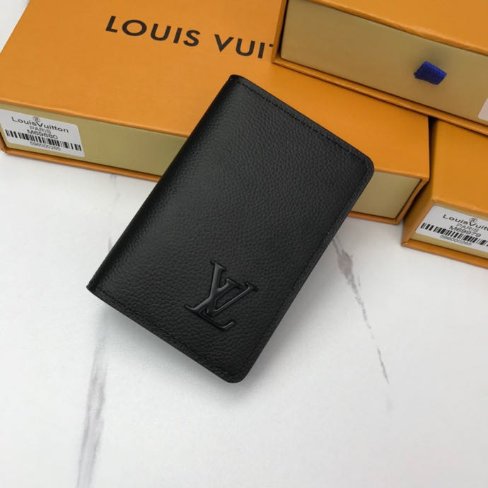 Chụp ảnh vật lý  chủ thẻ mới louis vuitton m69979 chủ thẻ thời trang nam lv chính hãng 100% sẵn sàng giao hàng