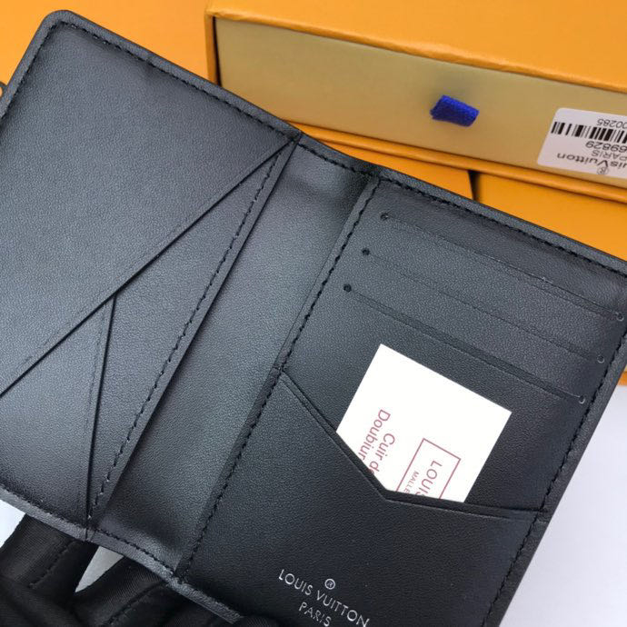 Chụp ảnh vật lý  chủ thẻ mới louis vuitton m69979 chủ thẻ thời trang nam lv chính hãng 100% sẵn sàng giao hàng