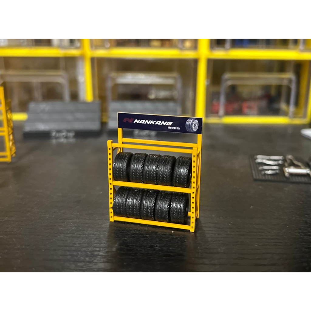 1/64 diorama tire rack model car repair tool scene display prop model collection