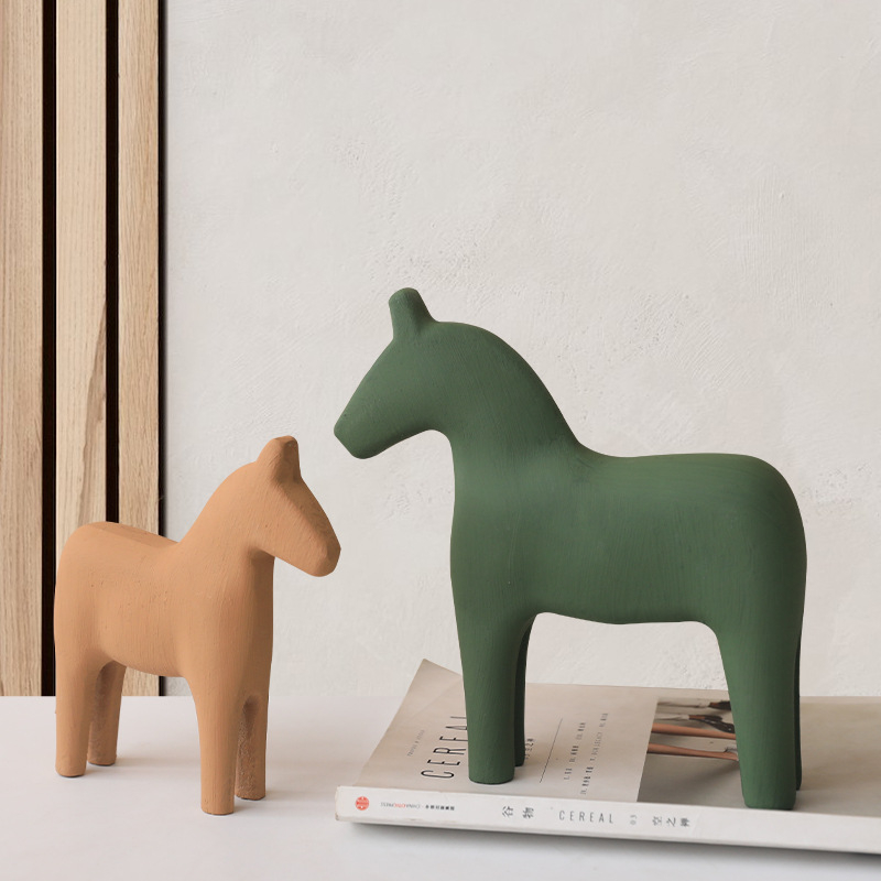 Tượng Ngựa Gỗ Thông Màu Trơn Đơn Giản Dùng Trang Trí Bàn Làm Việc Onemore