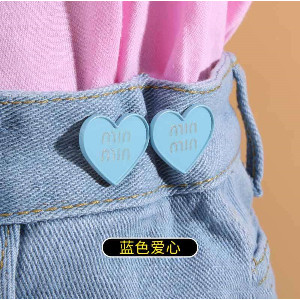Khóa thắt lưng chữ trái tim