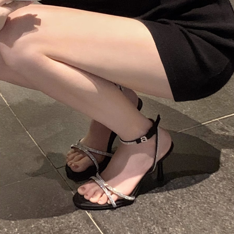 CHUJIE giày cao gót Sandal Cao Gót Hở Ngón Thiết Kế Mới Thời Trang Dành Cho Năm 2024 26Z23062002