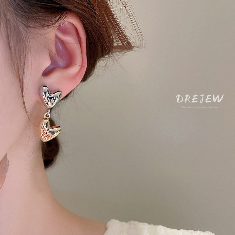 Khuyên tai nữ DREJEW chấu bạc 925 hình trái tim không đối xứng màu sắc tương phản cá tính thời trang không gây dị ứng