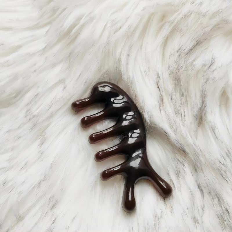 1 lược mát xa da đầu bằng gỗ đàn hương cho nam và nữ