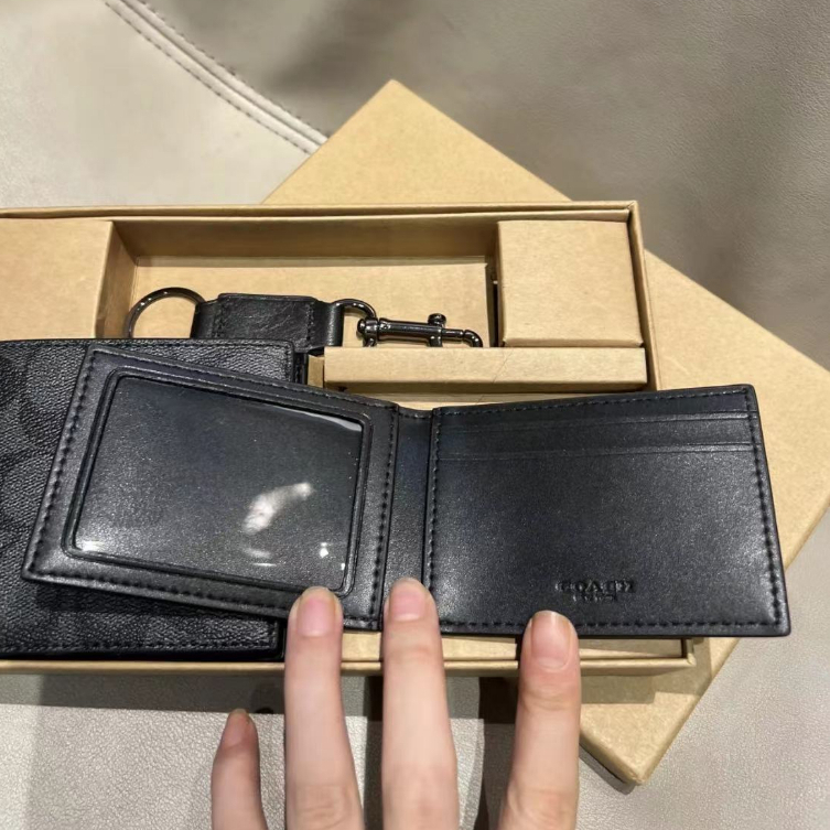 Ví nam wallte ngắn bằng da c0ach