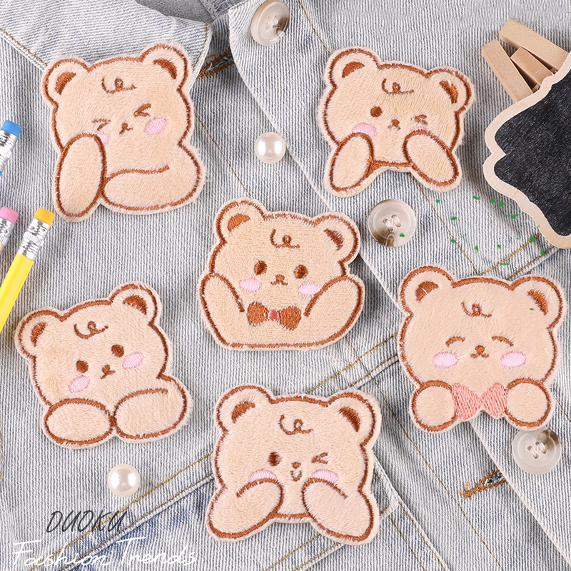 Phim hoạt hình dễ thương gấu bản vá thêu sang trọng cho quần áo may-on thêu patch self-adheisve / sticker túi giày trang trí quần jean
