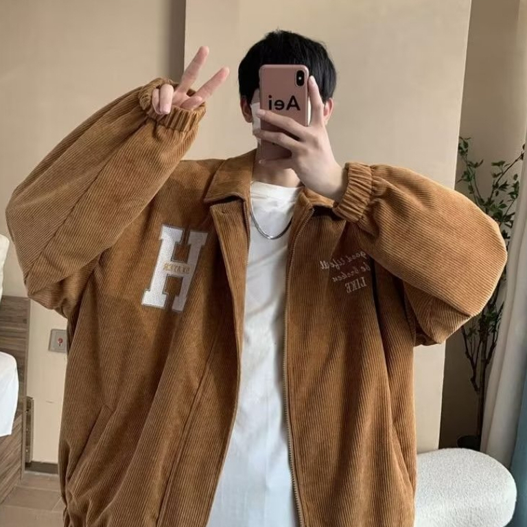 Áo khoác hợp thời trang thêu vải nhung phiên bản hàn quốc mới của áo khoác thời trang rộng thùng thình áo khoác rộng rãi và thoải mái cá nhân hóa unisex