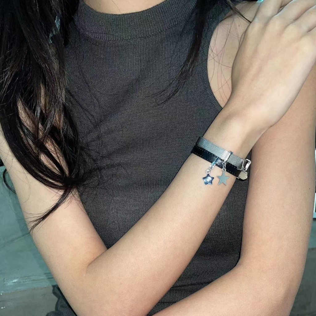 Vòng tay da phong cách hip hop star women y2k style mặt dây chuyền vòng tay có thể điều chỉnh