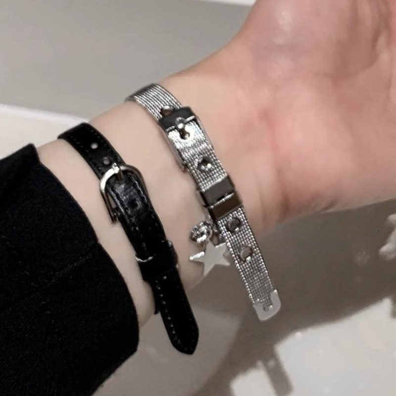 Vòng tay da phong cách hip hop star women y2k style mặt dây chuyền vòng tay có thể điều chỉnh
