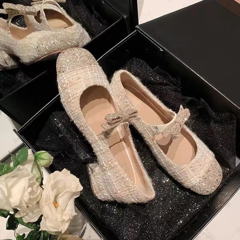 Giày mary jane gót thấp gót dày 2023 phong cách mới tăng chiều cao 4cm len baise / giày nữ màu đen giày gót thấp