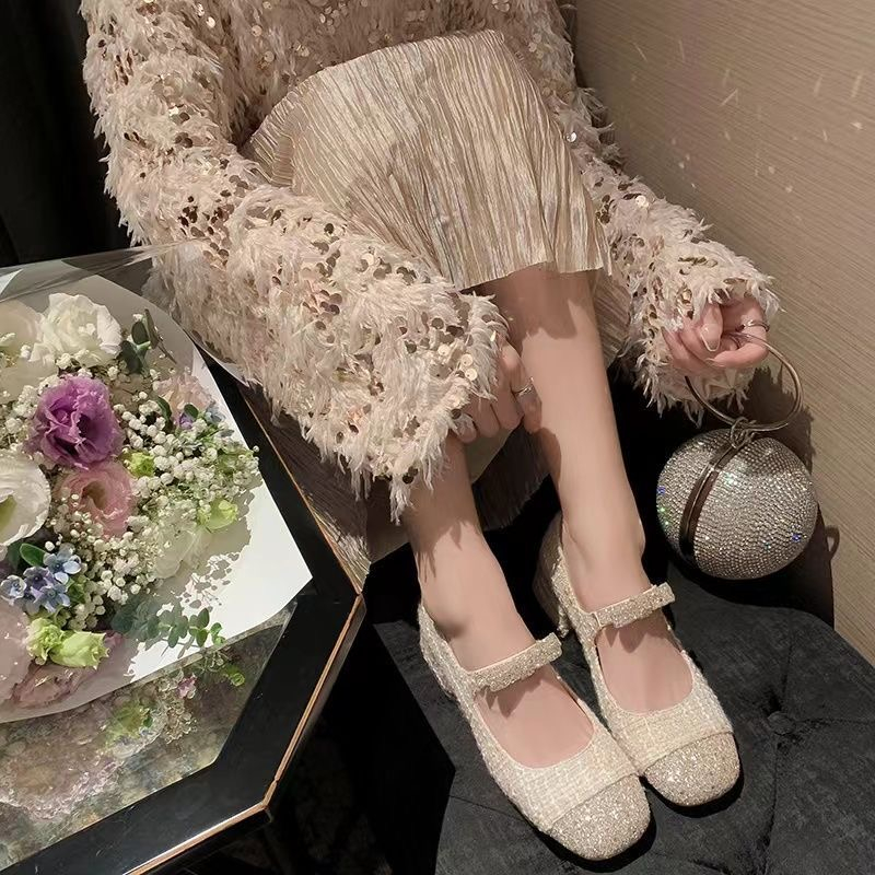 Giày mary jane gót thấp gót dày 2023 phong cách mới tăng chiều cao 4cm len baise / giày nữ màu đen giày gót thấp