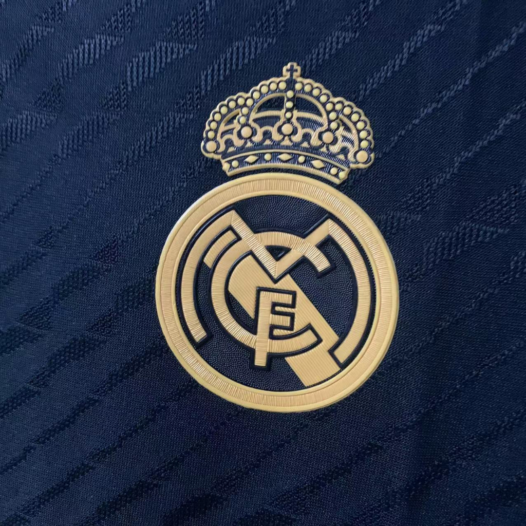 Cầu thủ phát hành 23/24 áo bóng đá thứ 3 real madrid s-2xl