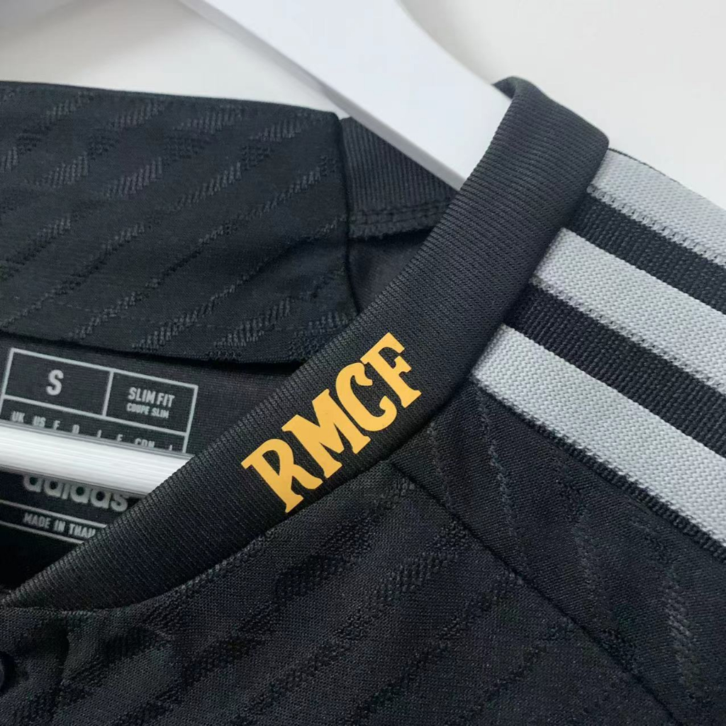 Cầu thủ phát hành 23/24 áo bóng đá thứ 3 real madrid s-2xl